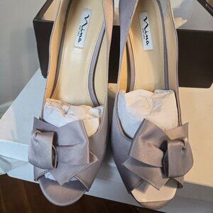 Nina New York Silver wedding heels size 11